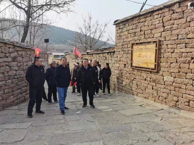 登高望遠，志在千里，團結(jié)一心，共創(chuàng)輝煌--宏遠潤豐建設(shè)集團有限公司2024年春季團建活動